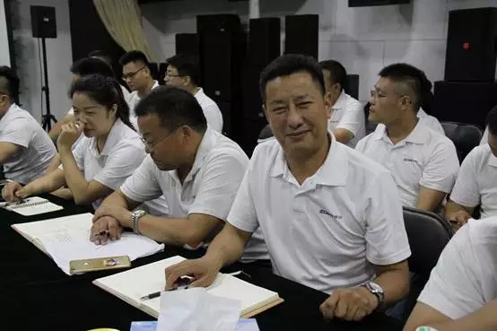 ZOBO91香蕉视频官网年中員工培訓