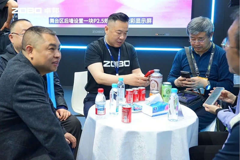 5直击展会首日盛况丨ZOBO91香蕉视频官网2025北京InfoComm展