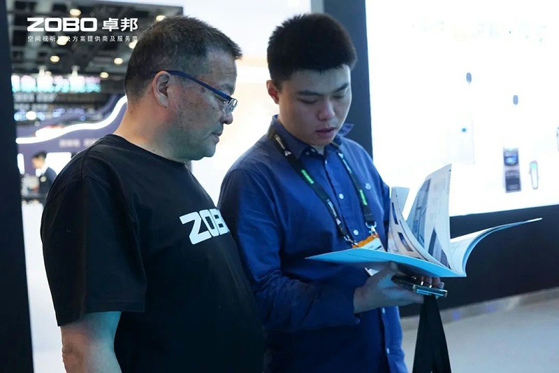 8直击展会首日盛况丨ZOBO91香蕉视频官网2025北京InfoComm展