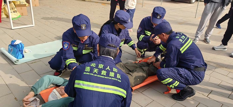 PRS香蕉视频APP污為北京人防浩天誌願者救援隊潭柘寺服務站成立揭牌儀式保駕護航